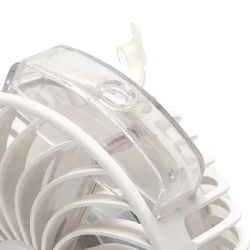 Hordozható, csíptetős ventilátor, vízpermetezővel fehér