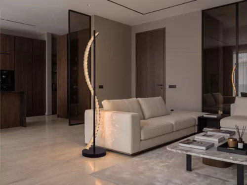 70 W-os LED dizájn állólámpa fekete/kristály