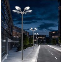 Napelemes utcai lámpák